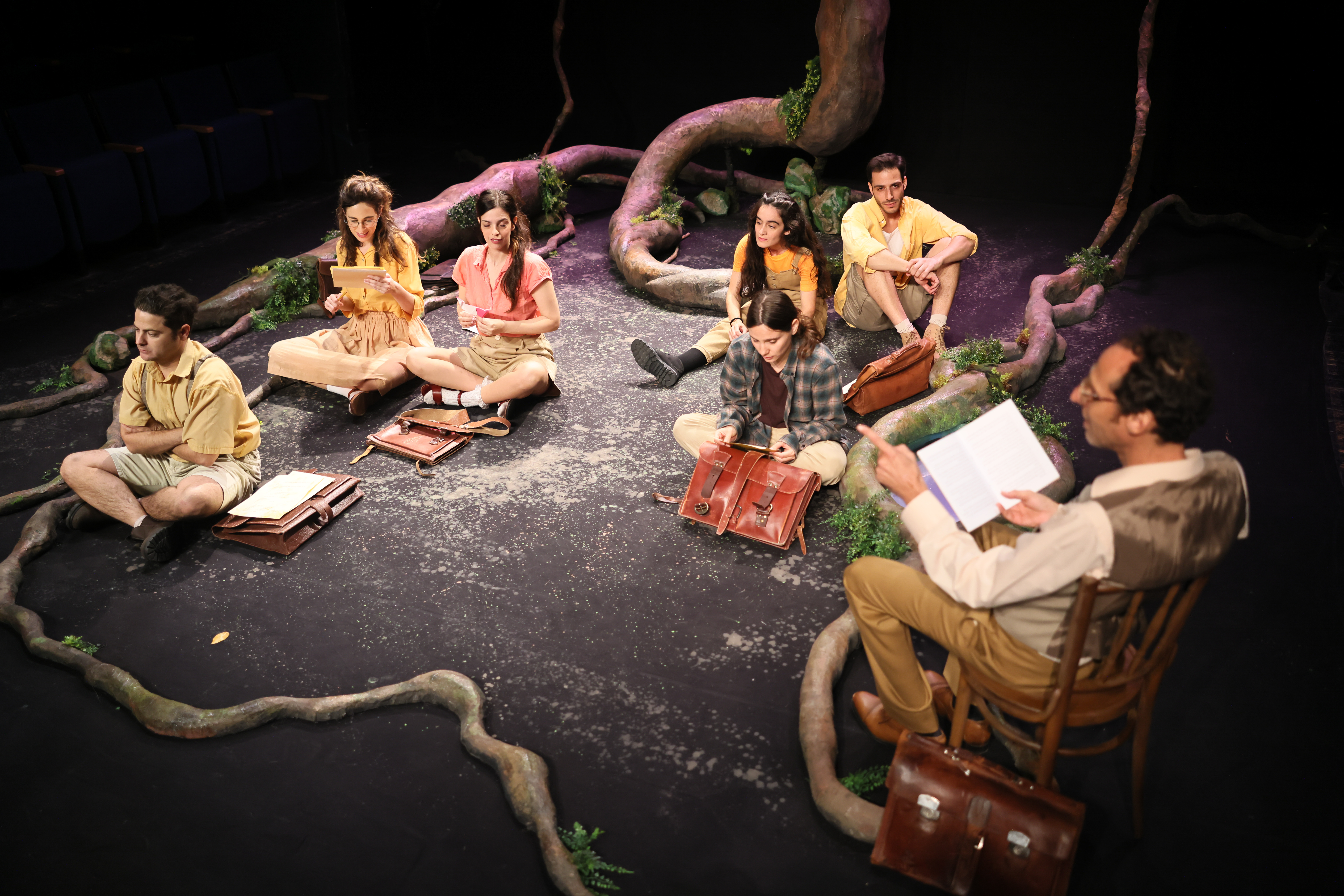 וכי מהו טיול (הבימה)